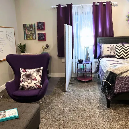 Vip Suites For Business Women, Nurses, College Moms Traveling To Indianapolis
